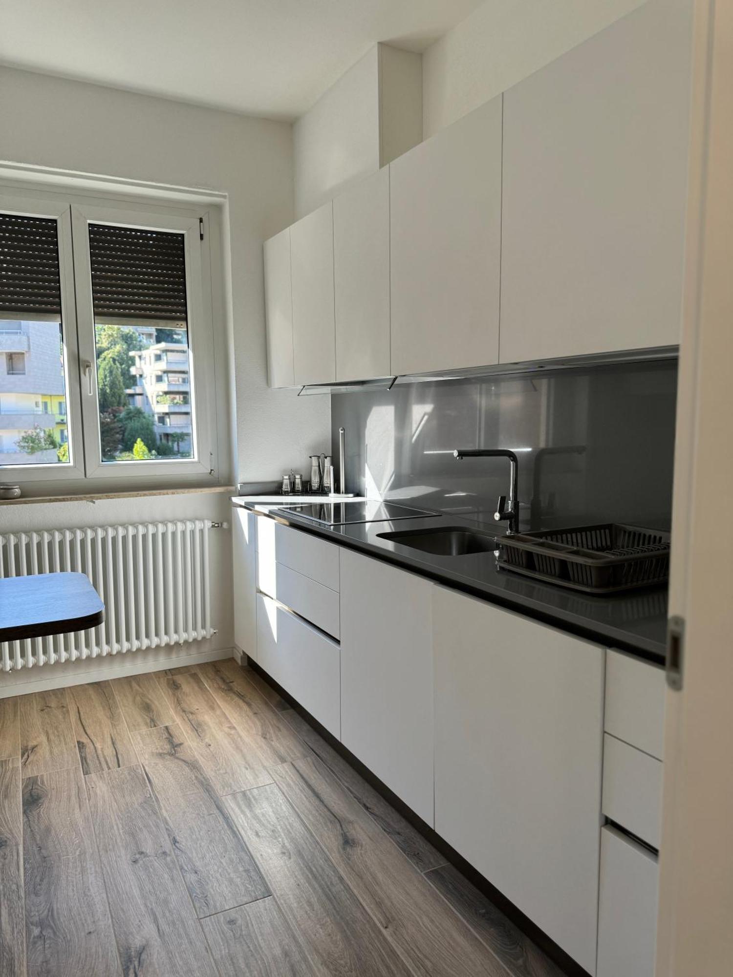 Deluxe Central Apartment - Free Parking Lugano Exterior photo