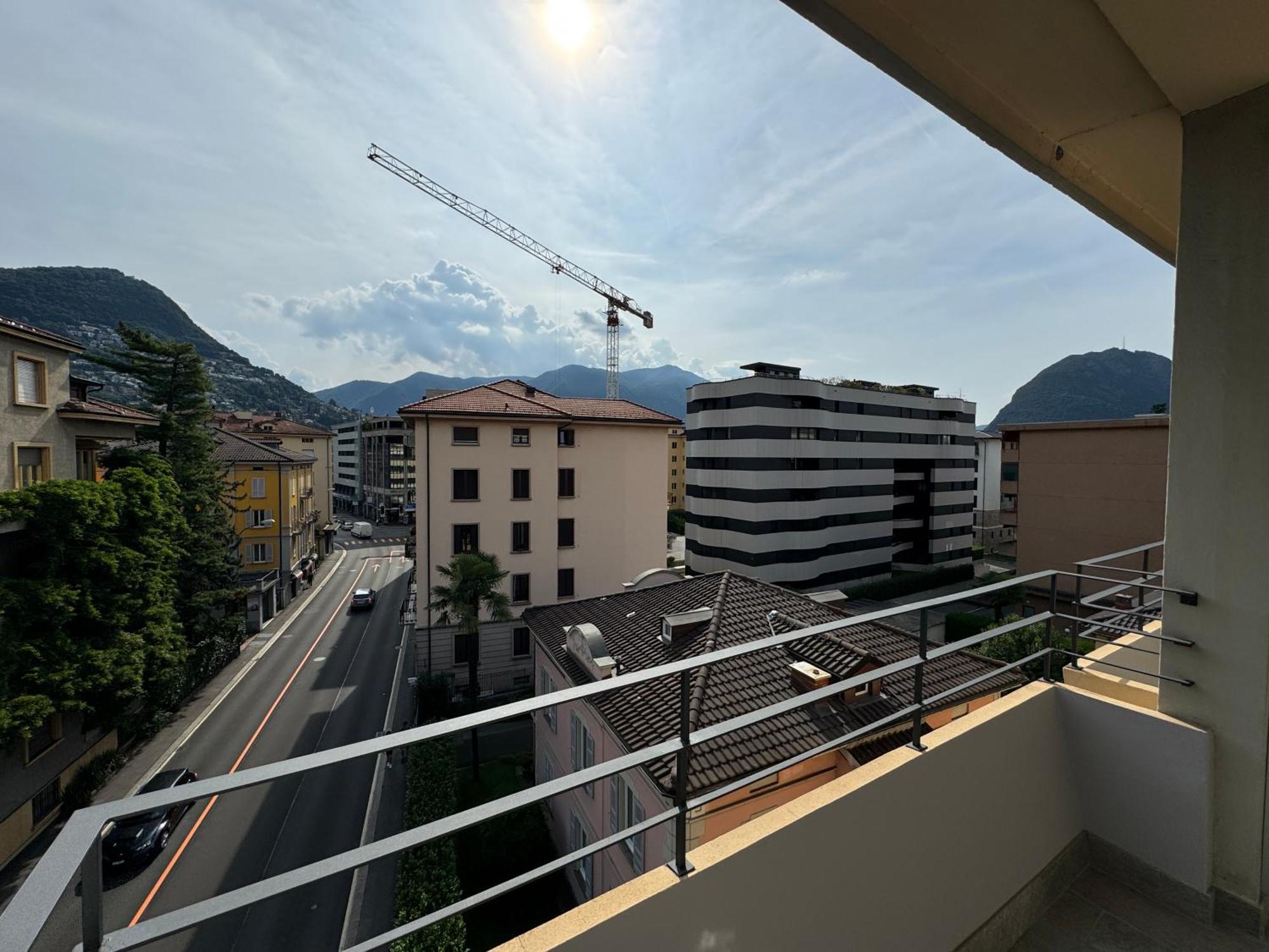 Deluxe Central Apartment - Free Parking Lugano Exterior photo